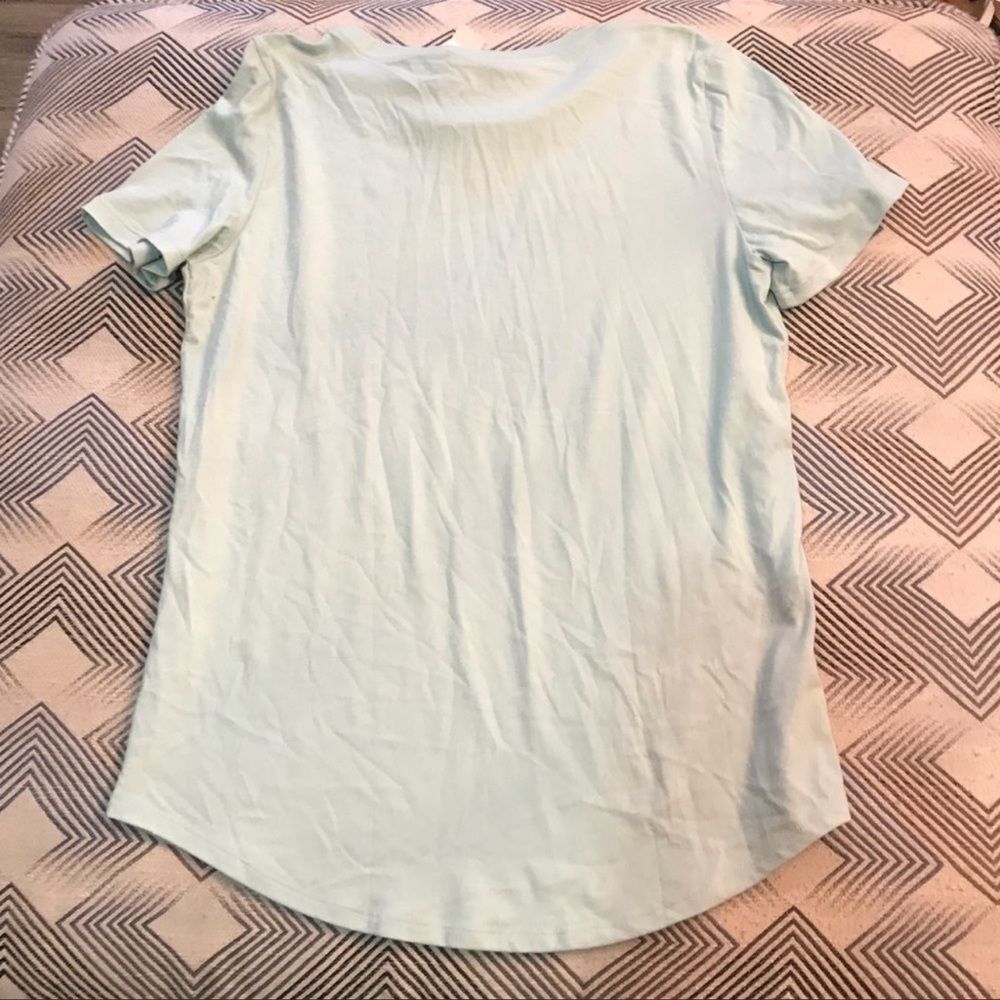 Pink VS Crew Neck - Picture 2 of 3